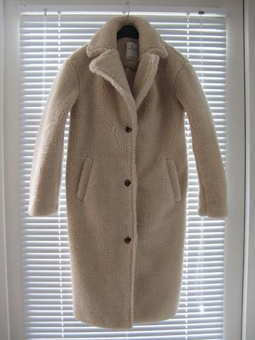 prachtige beige teddycoat jas beschikbaar voor biedingen