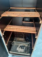 Rookkast, Tuin en Terras, Barbecue-accessoires, Ophalen of Verzenden, Zo goed als nieuw, Van betonplex gemaakt