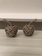 2 decoratie appels riet rotan nieuwstaat!, Ophalen of Verzenden, Zo goed als nieuw