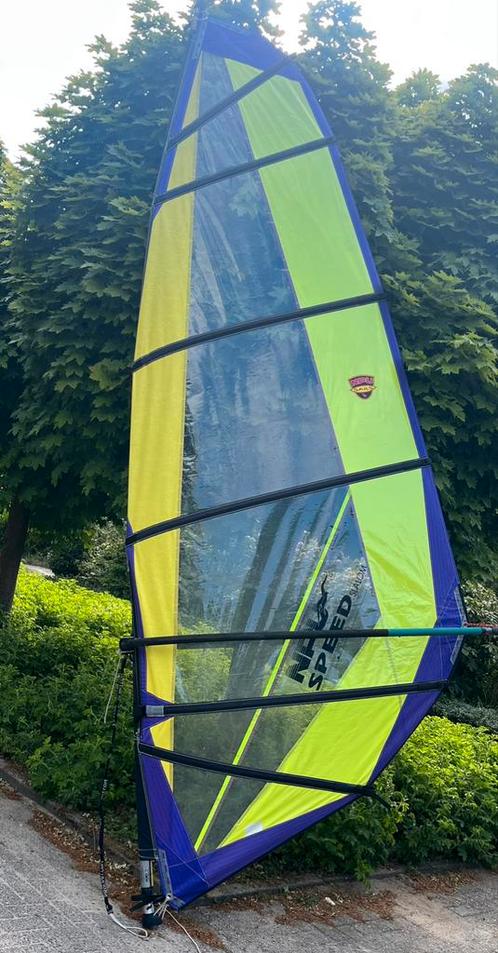 Windsurf zeil 4.9 met mast en giek, Watersport en Boten, Windsurfen, Gebruikt, Zeil, Met draagtas, Minder dan 5 m², Ophalen