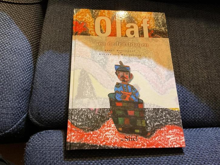 Olaf en de feestdagen - Annet Hogenhout, Boeken, Kinderboeken | Jeugd | onder 10 jaar, Gelezen, Fictie algemeen, Ophalen of Verzenden