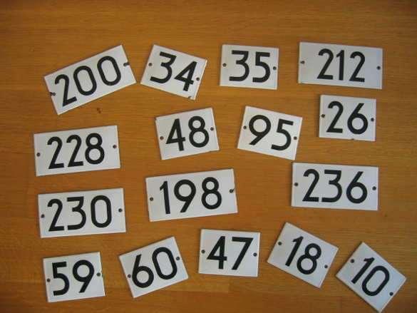 echt oud emaille huisnummerbordje huisnummer vele nummers!, Ophalen of Verzenden