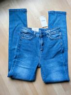 Het is een slim jeans high waist van de c&A maat 36 NIEUW, Ophalen, Blauw, Nieuw, W28 - W29 (confectie 36)