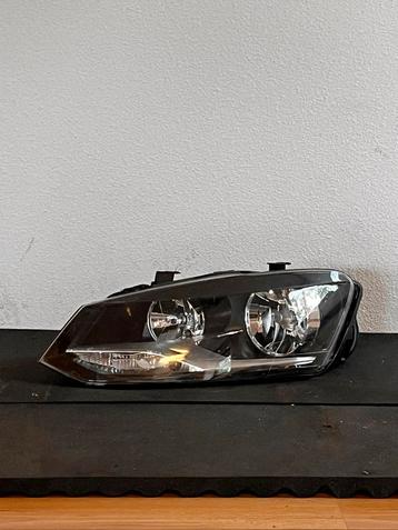 Volkswagen Polo koplamp beschikbaar voor biedingen