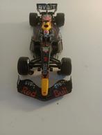 Bburago Red Bull Racing RB18 2022 schaal 1:24, Hobby en Vrije tijd, Modelauto's | 1:24, Ophalen of Verzenden, Zo goed als nieuw