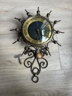 Vintage zonneklok / wandklok jaren 50/70, Antiek en Kunst, Antiek | Klokken, Ophalen of Verzenden