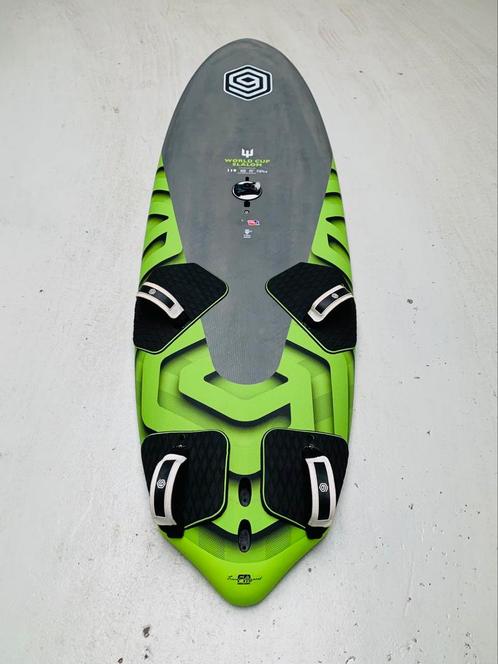 i99 World Cup Slalom 119 (72cm) & 109 (70cm) prima staat, Watersport en Boten, Windsurfen, Zo goed als nieuw, Plank, Minder dan 250 cm