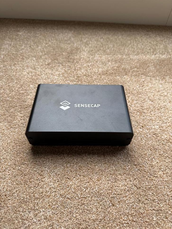 Sensecap Helium hotspot miner, Computers en Software, Routers en Modems, Zo goed als nieuw, Ophalen