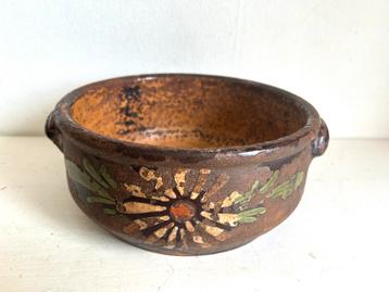 Antieke aardewerk schaal polychroom 19e eeuws beschikbaar voor biedingen