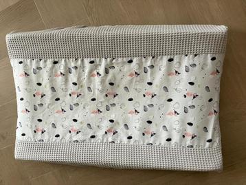 NIEUW! Aankleedkussenhoes grijs beschikbaar voor biedingen