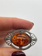 A593 Prachtige zilveren broche barnsteen, Sieraden, Tassen en Uiterlijk, Broches, 4 tot 7 cm, Ophalen of Verzenden, X, Met edelsteen