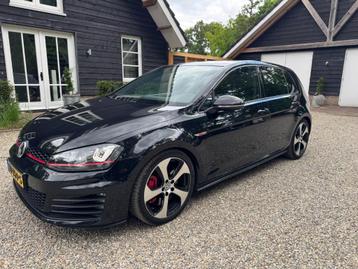 Volkswagen Golf 2.0 TSI GTI Performance Automaat beschikbaar voor biedingen