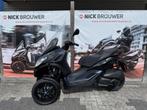 Piaggio MP3 300 HPE met diverse accessoires (bj 2019), Motoren, Motoren | Piaggio, Bedrijf, ABS, Overig, Nick Brouwer Trading