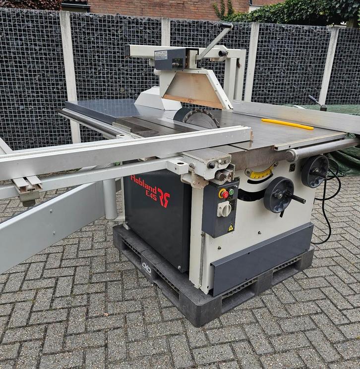 Cirkelzaag  / Schulpzaag met roltafel Merk Robland, Doe-het-zelf en Verbouw, Gereedschap | Zaagmachines, Gebruikt, Cirkelzaag