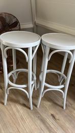 Twee witte barkrukken, Huis en Inrichting, Barkrukken, Ophalen, Gebruikt, 60 tot 90 cm, Hout