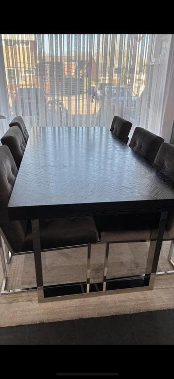 Visgraat meubelset inclusief stoelen beschikbaar voor biedingen