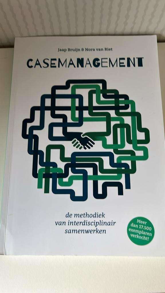 Nora van Riet - Casemanagement, Boeken, Politiek en Maatschappij, Zo goed als nieuw, Nederland, Ophalen of Verzenden