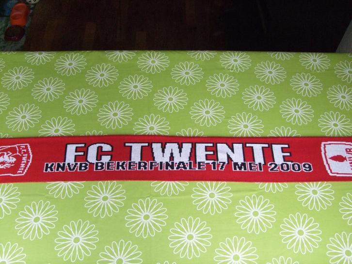 FC Twente Bekerfinale 17 mei 2009 KNVB sjaal, Verzamelen, Sportartikelen en Voetbal, Zo goed als nieuw, Vaantje of Sjaal, F.C. Twente