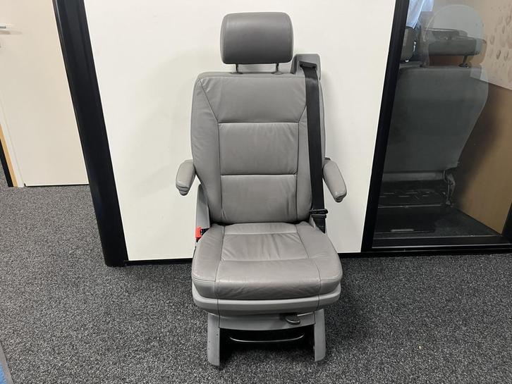 Volkswagen Multivan / Transporter draaistoel bijrijders stoe, Auto-onderdelen, Interieur en Bekleding, Gebruikt