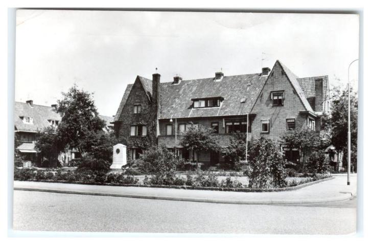 Oegstgeest, Louise de Colignylaan. Lees beschrijving, Verzamelen, Ansichtkaarten | Nederland, Gelopen, Zuid-Holland, 1960 tot 1980