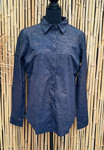 Mi Piace Travelstof Blouse - Maat XL - Donkerblauw/Goud beschikbaar voor biedingen
