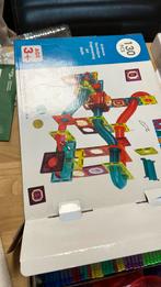 Magnetische tegels knikkerbaan, Kinderen en Baby's, Speelgoed | Bouwstenen, Ophalen of Verzenden