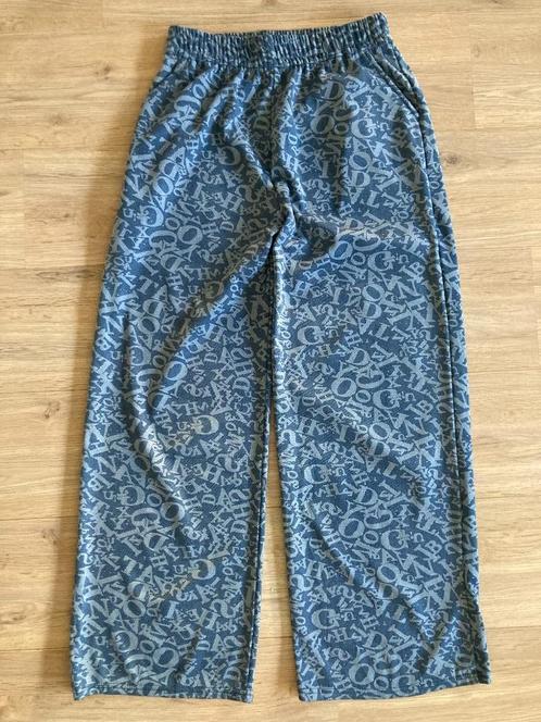 Broek met wijde pijpen, Kleding | Dames, Broeken en Pantalons, Gedragen, Maat 38/40 (M), Blauw, Lang, Ophalen of Verzenden