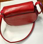 Rood Schoudertasje, Sieraden, Tassen en Uiterlijk, Tassen | Damestassen, Ophalen of Verzenden, Zo goed als nieuw, Rood, Schoudertasje
