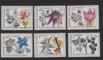 Bulgarije- 1991- serie =- motief Bloemen  beschikbaar voor biedingen