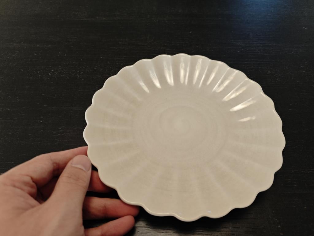 Mateus - Oyster schaal Ø24 cm – Zand, Ophalen of Verzenden, Nieuw, Overige materialen