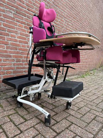 Opvouwbare rolstoel voor kinderen beschikbaar voor biedingen