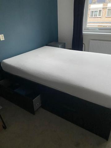 IKEA Brimnes bedframe met opberglades en lattenbodems - afbeelding 4