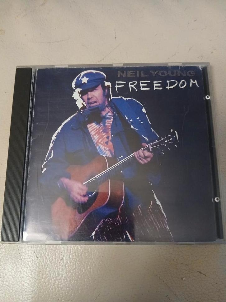 CD Neil Young - Freedom, Cd's en Dvd's, Cd's | Rock, Zo goed als nieuw, Poprock, Ophalen of Verzenden