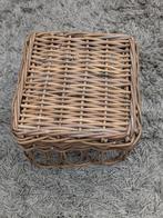 Rotan bijzettafel/mand!, Minder dan 55 cm, Landelijk sober, Vierkant, Ophalen of Verzenden