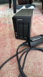 Qnap TS-221 NAS met 2x 3TB HDD, Ophalen of Verzenden, Gebruikt