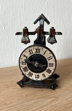 Antieke PlayMe puntenslijper in vorm van klok, Ophalen of Verzenden