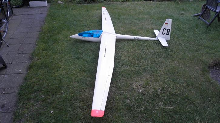 zwevers te koop...pak die kans !!, Hobby en Vrije tijd, Modelbouw | Radiografisch | Vliegtuigen, Zo goed als nieuw, RTF (Ready to Fly)