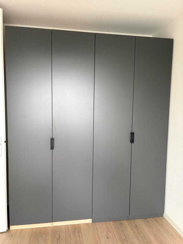 Twee IKEA Pax kasten - 236 cm hoog, Huis en Inrichting, Kasten | Kledingkasten, Zo goed als nieuw, 200 cm of meer, 100 tot 150 cm