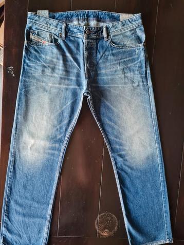 ZGAN CLASSIC DIESEL WAYKEE REGULAR STRAIGHT JEANS SIZE 34/30 beschikbaar voor biedingen