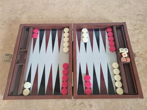 Backgammon, Hobby en Vrije tijd, Gezelschapsspellen | Bordspellen, Zo goed als nieuw, Ophalen of Verzenden