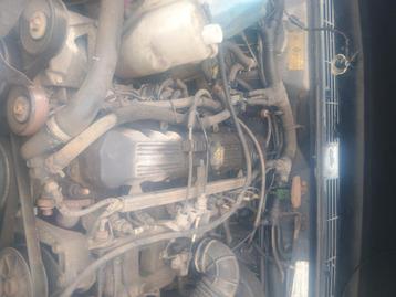 4.0 motor Jeep xj beschikbaar voor biedingen