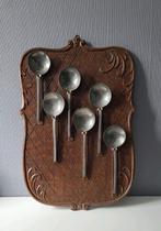 Oud bruin houten lepelrek met 6 tinnen lepels, Antiek en Kunst, Ophalen of Verzenden