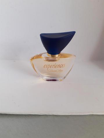 Parfumminiatuur Experiences Priscilla Presley beschikbaar voor biedingen