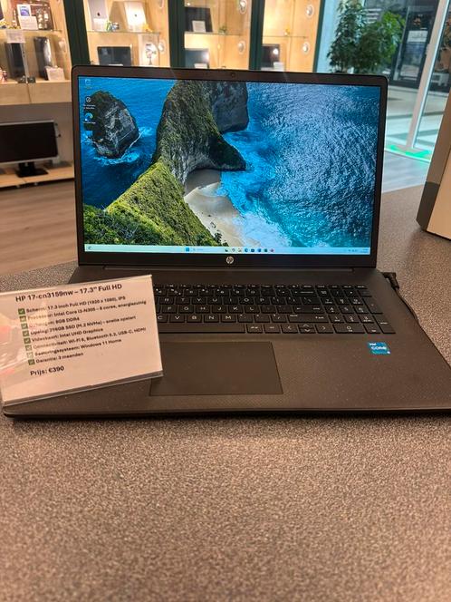 Hp 17 inch FULL HD/ Windows 11, Computers en Software, Laptop-opladers, Zo goed als nieuw, Ophalen of Verzenden