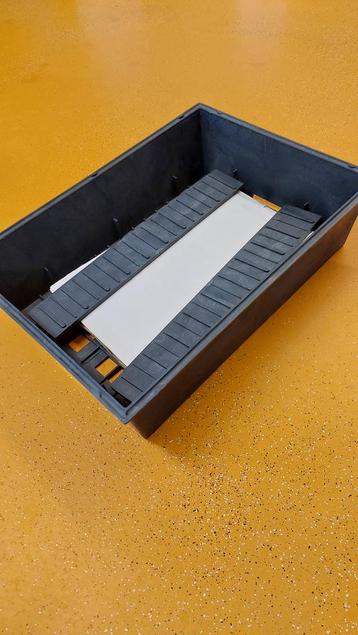 Mestconsistentie box pluimvee 3x beschikbaar voor biedingen