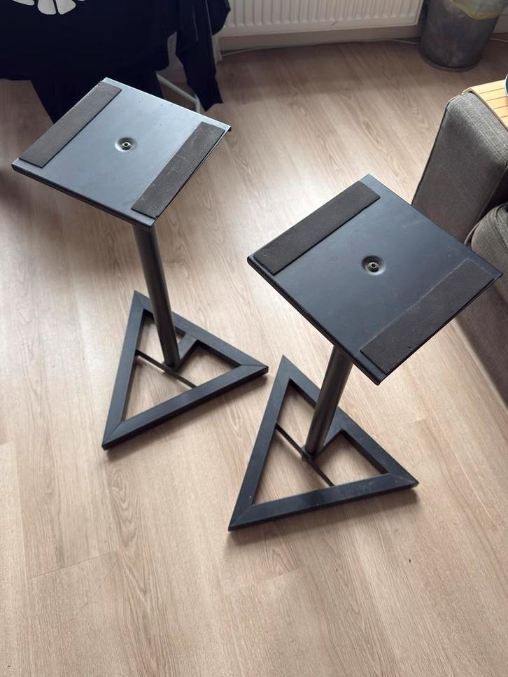 QTX Monitor Stands (set van 2), Muziek en Instrumenten, Standaards, Zo goed als nieuw, Muziekstandaard, Speaker, Ophalen of Verzenden