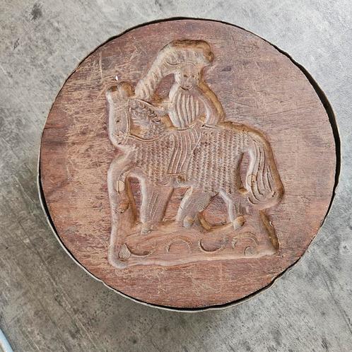 Traditionele ronde houten speculaasvorm, Sport en Fitness, Biljarten en Poolen, Gebruikt, Keu of Ballen, Ophalen