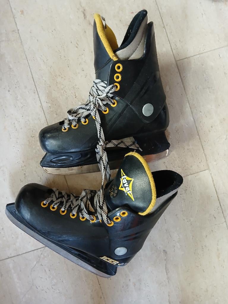 Schaatsen van Faver in maat 35, Sport en Fitness, Schaatsen, Ophalen of Verzenden, IJshockeyschaatsen, Overige merken