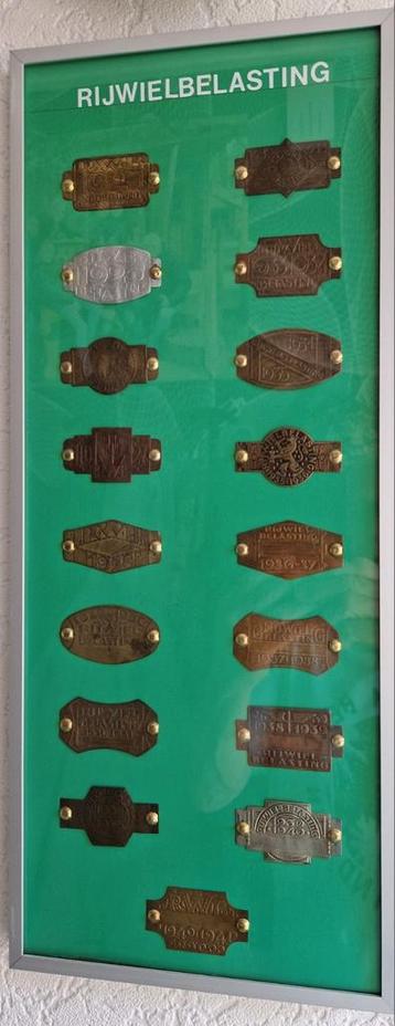 Complete serie Rijwielbelasting plaatjes 1924 - 1941 beschikbaar voor biedingen