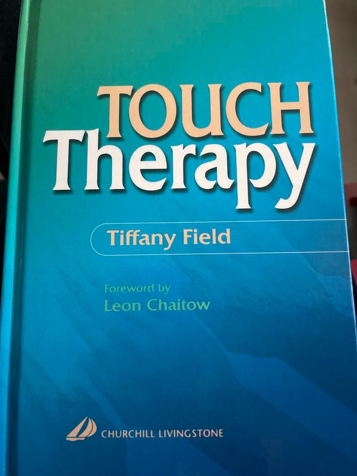 Touch Therapy - Tiffany Field, Boeken, Gezondheid, Dieet en Voeding, Nieuw, Ophalen of Verzenden